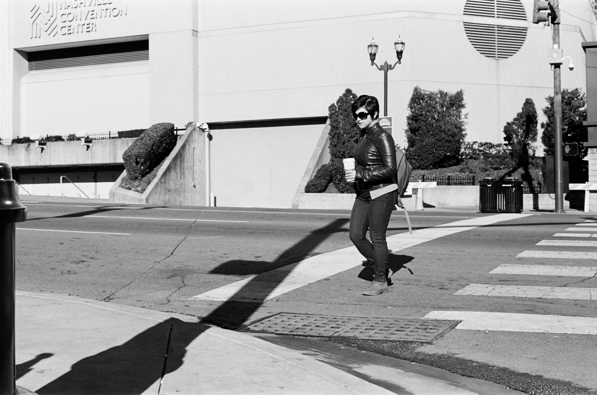 Nashville Street Photography. Shot on Kodak Trix-400 (35 mm Gelatin Silver)