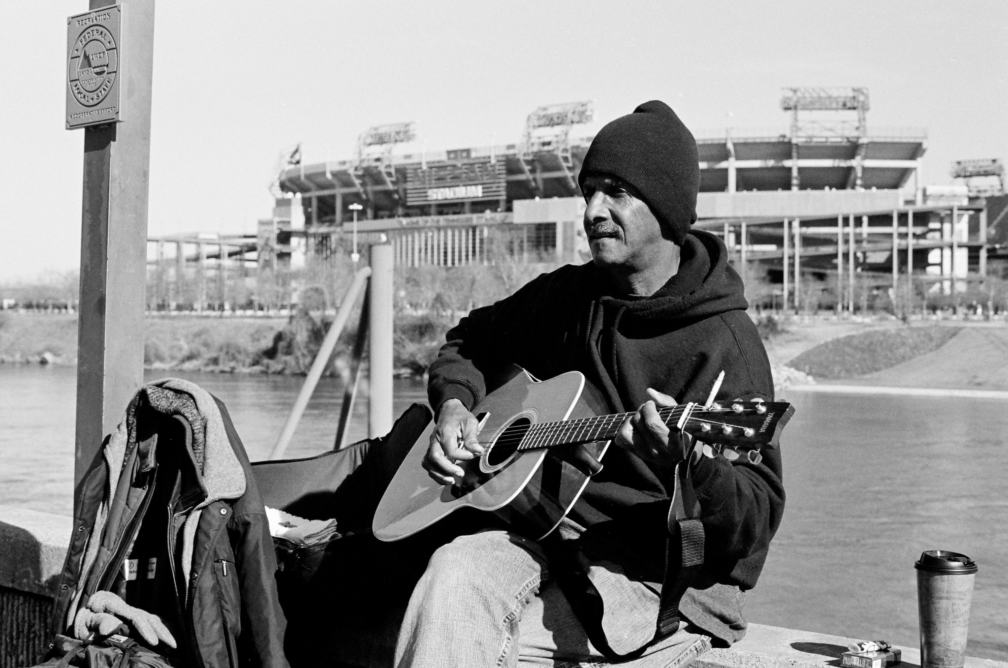 Nashville Street Photography. Shot on Kodak Trix-400 (35 mm Gelatin Silver)