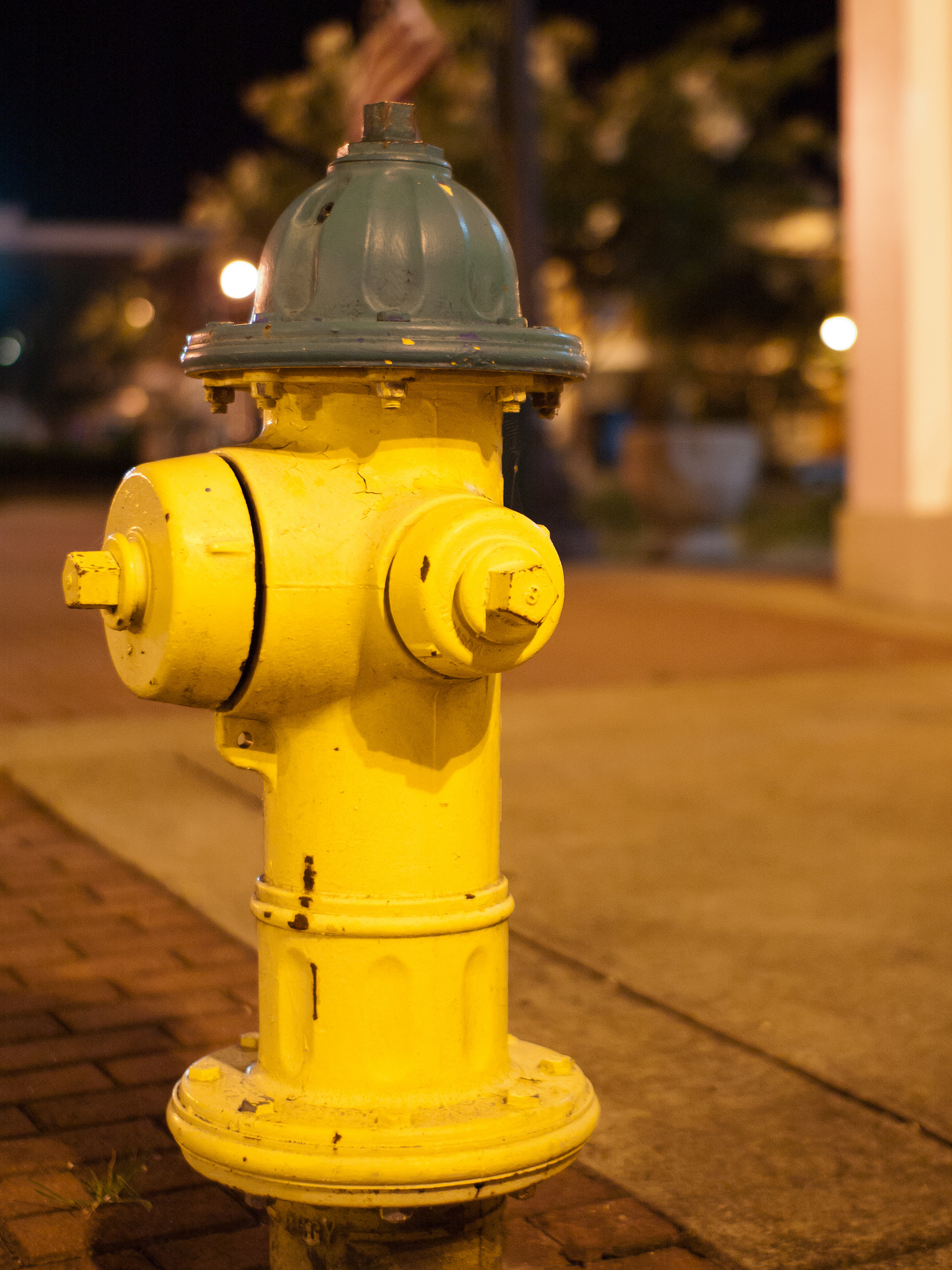 On the Square - Columbia, Tennessee - Olympus E520 / 30mm f1.4