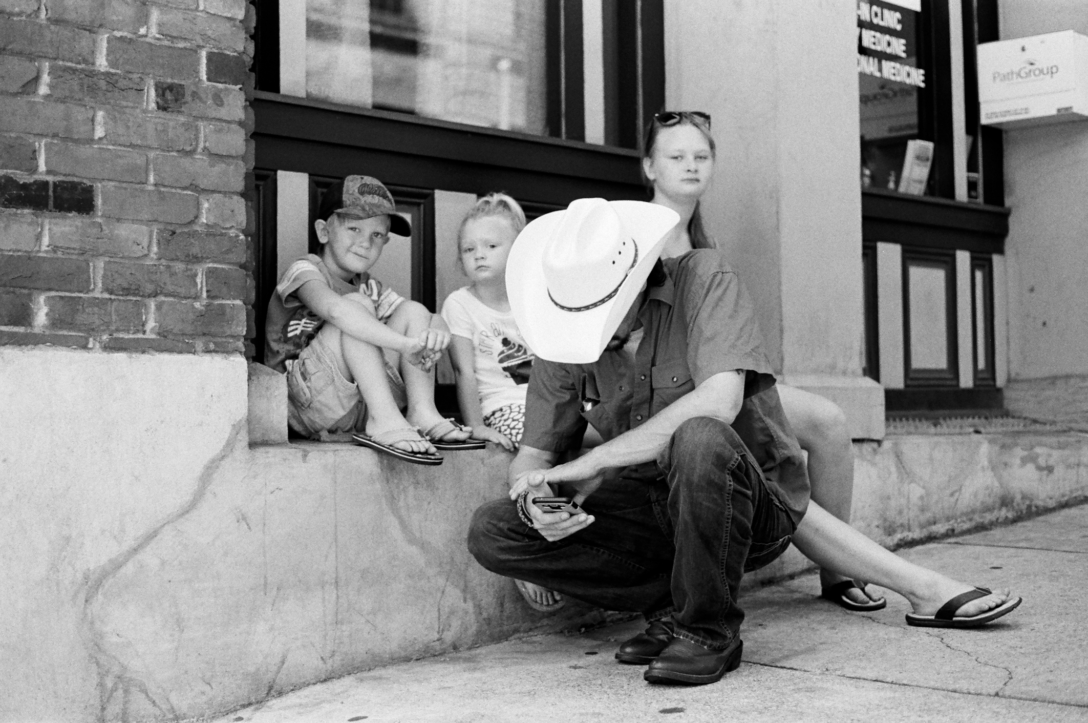 Downtown Nashville - Olympus OM1 / 50mm f1.8 / Kodak TRI-X 400 / FINDLab